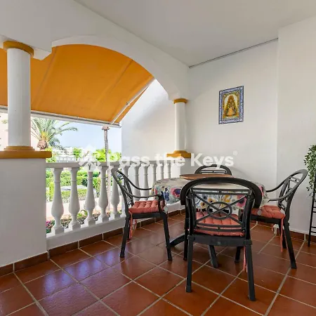 Pass The Keys Family Friendly Apartment Marbella